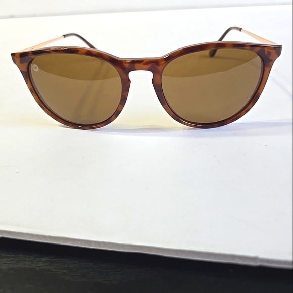 Ladies Mary Jane Knockaround Sunglasses Tortoise Frame Gold Trim Great Condition main image 8